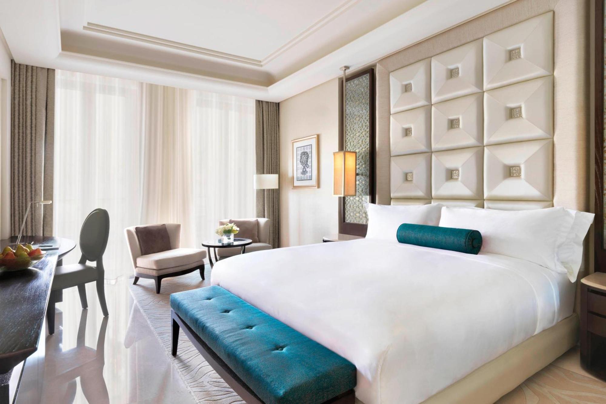 Al Bustan Palace, A Ritz-Carlton Hotel Mascate Esterno foto Deluxe Room