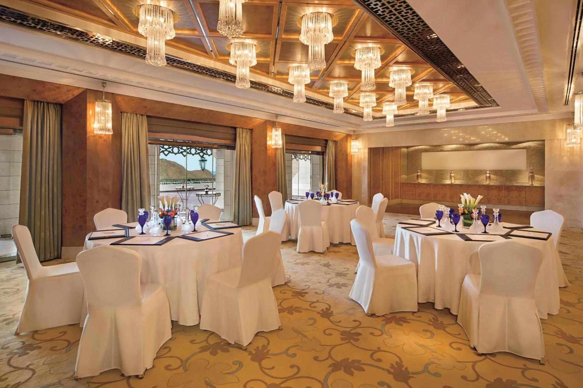 Al Bustan Palace, A Ritz-Carlton Hotel Mascate Esterno foto The Imperial Ball Room